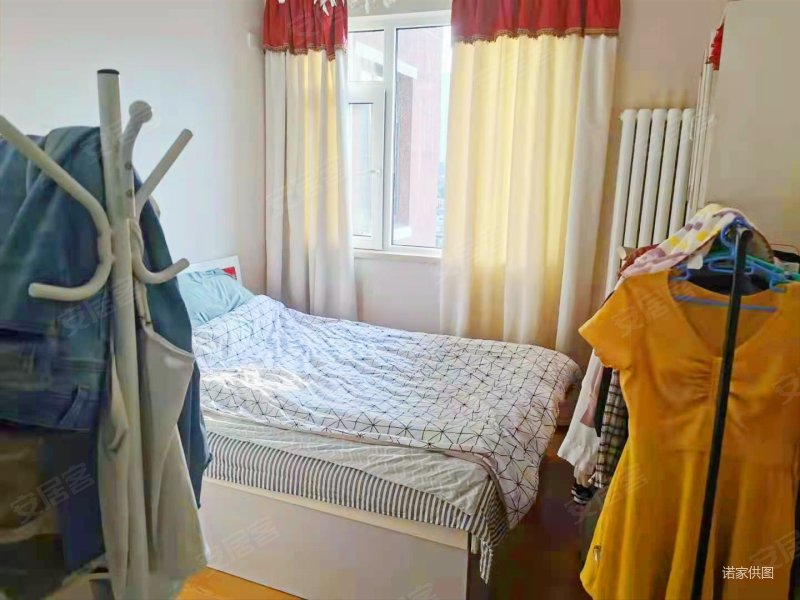 华亭公寓 购物方便 带电梯 医疗配套成熟 近地铁