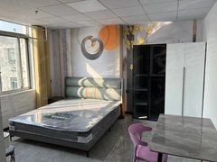 镇江丹阳八佰伴多套华东建材市场附近公寓,电梯一室一厅,可短租出租房源真实图片