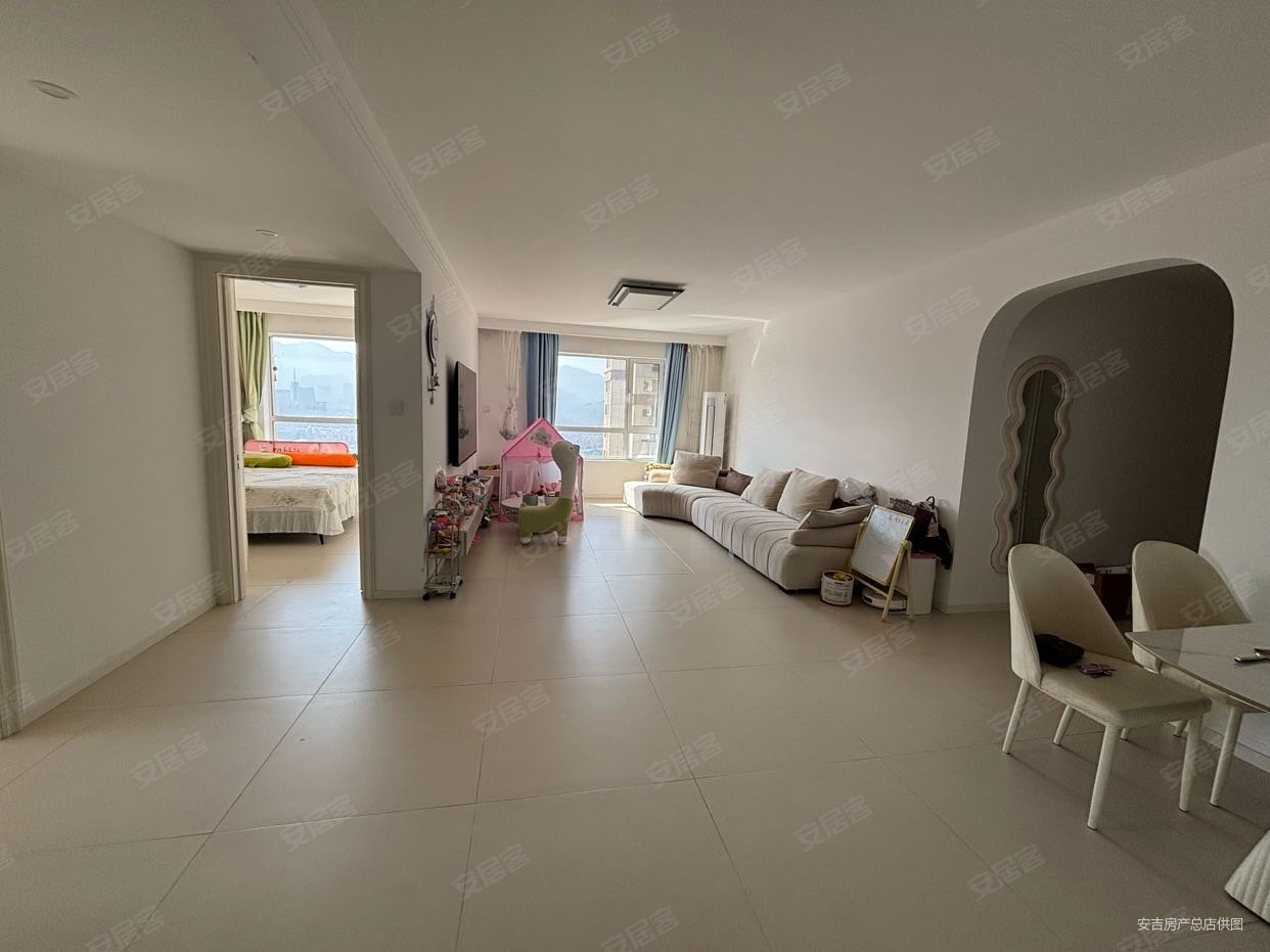 太子城5期3室2厅1卫121.86㎡南76.8万