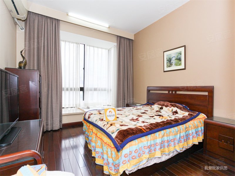 静安晶华园 双卫 购物方便 带电梯 近医院 满五   临地铁