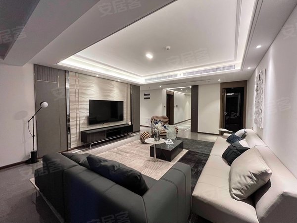 长沙岳麓梅溪湖北梅溪华府梅溪华府 4室2厅3卫 电梯房 精装修 216平