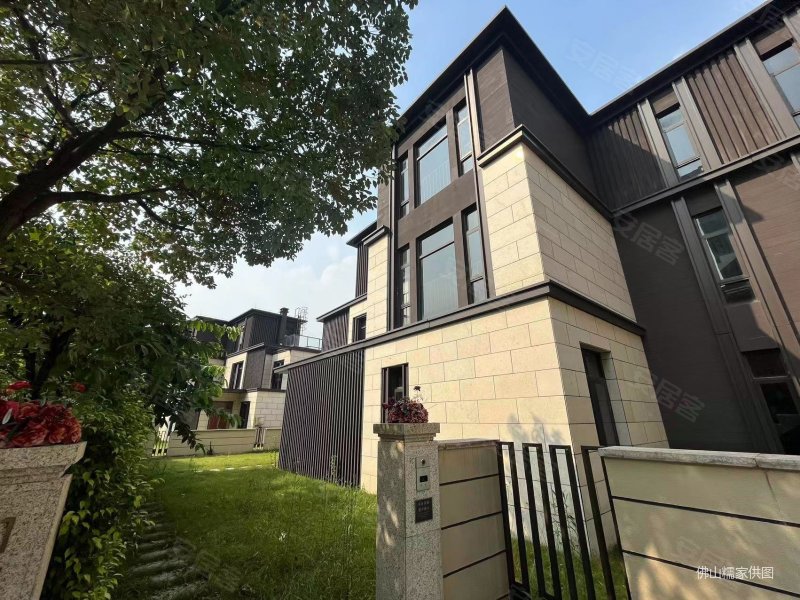 绿岛映月湾花园别墅