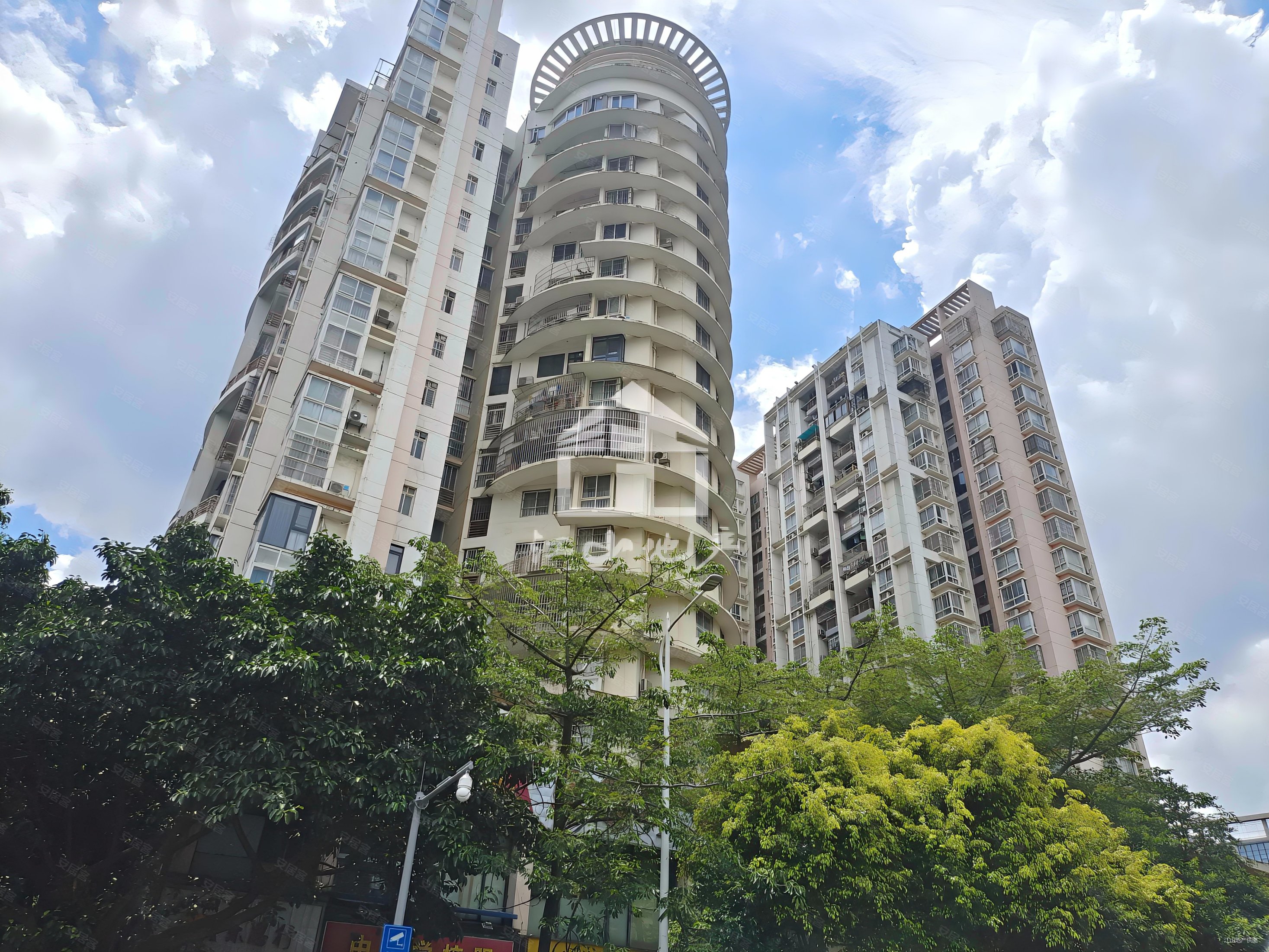 香格里拉花园(二期)二手房,175万,3室2厅,2卫,116平米-南宁安居客