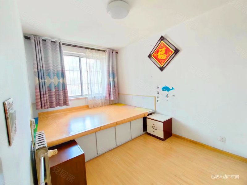 近地铁 东李新苑 精装两室两厅 可改三室 急售