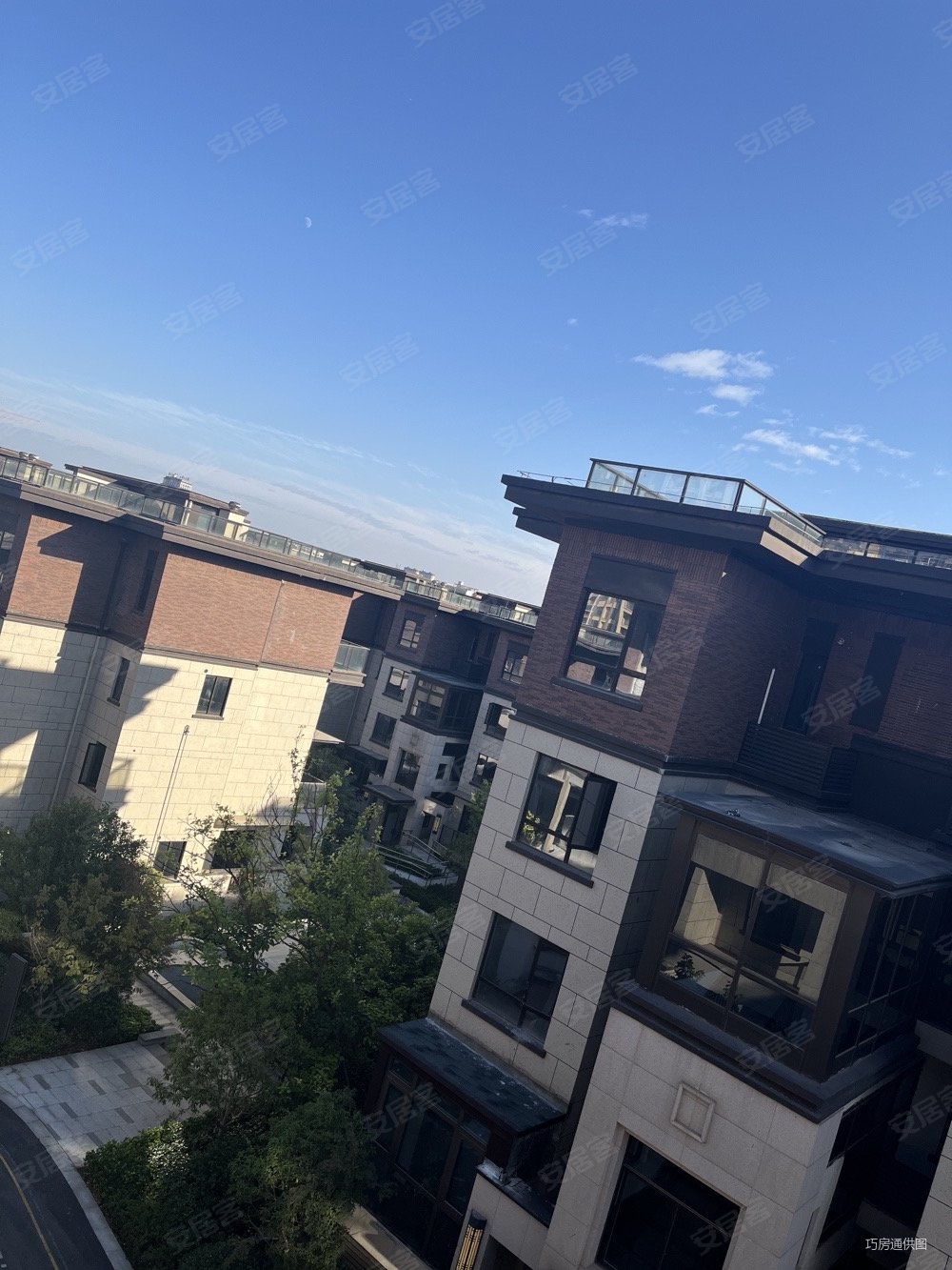 九龙湖地铁口 叠墅上下两层带露台使用面积200平,新力禧园(别墅)二手