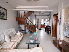 东台东台城区鼓楼路步行街龙晶花园4室2卫设备齐全 停车方便 1200月出租房源真实图片