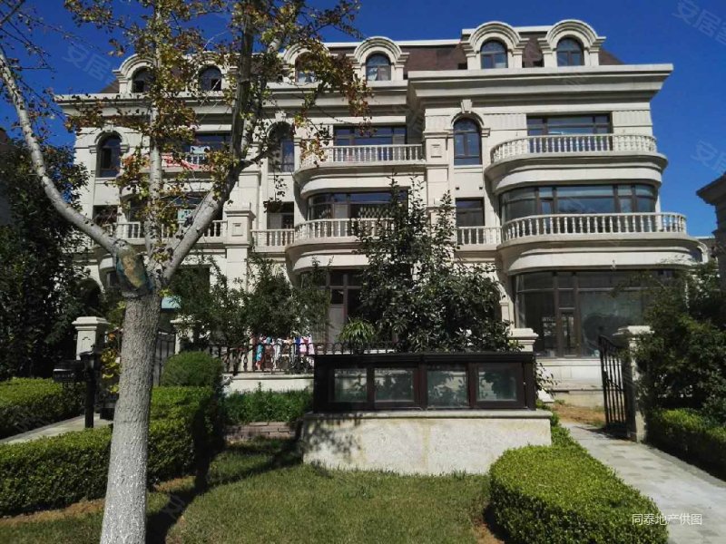 明秀庄园别墅实际面积1300平边户地下有游泳池