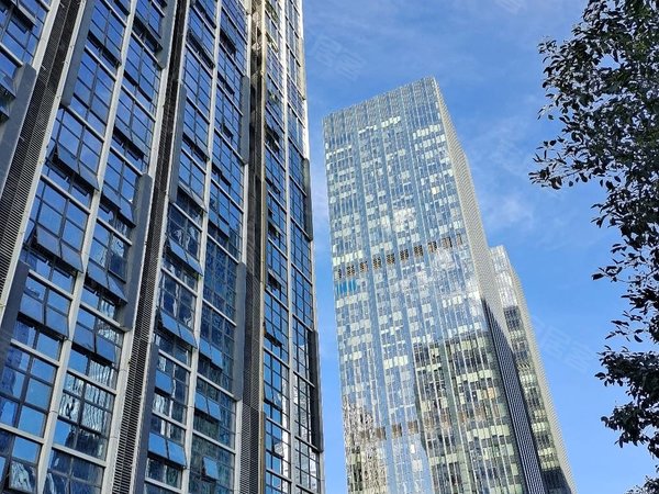 东莞南城南城车站浙商大厦(商住楼)浙商大厦 高层单间 楼下地铁 拎包