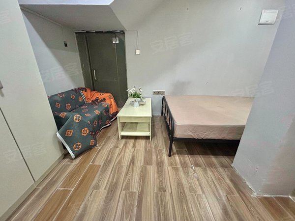 广州海珠客村旧市头北约自建房广州大道南客村旧市头直街20号1栋1单元