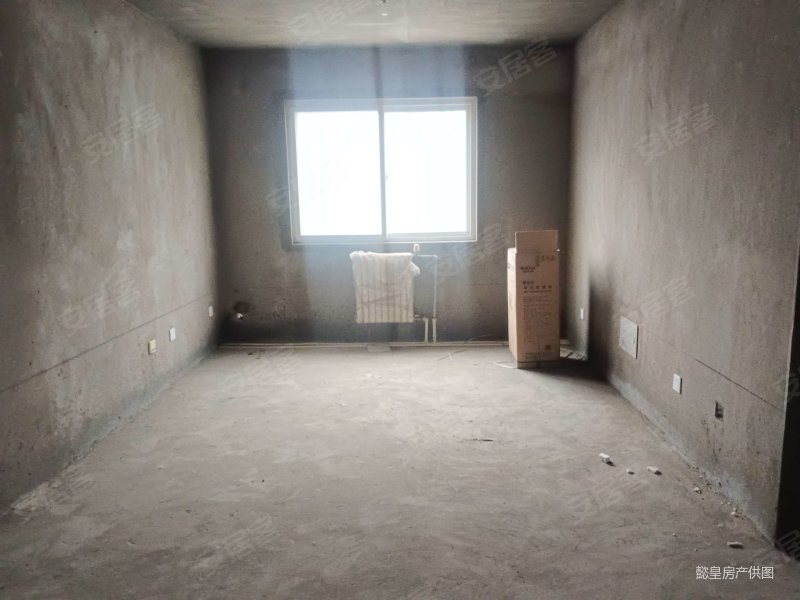 低密度社区 满二 有钥匙随时看房 南北通透 中间好楼层,东方红汇景城