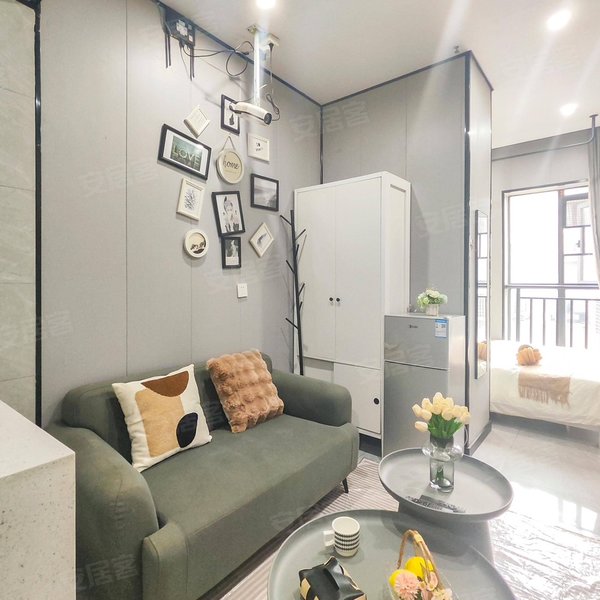 整租｜无中介看房免费！五一广场 近地铁 押一付一可短租！