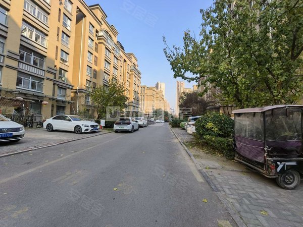 商丘梁园火车南站天明城天明城2室精装修,采光通透,领包即住,交通方便