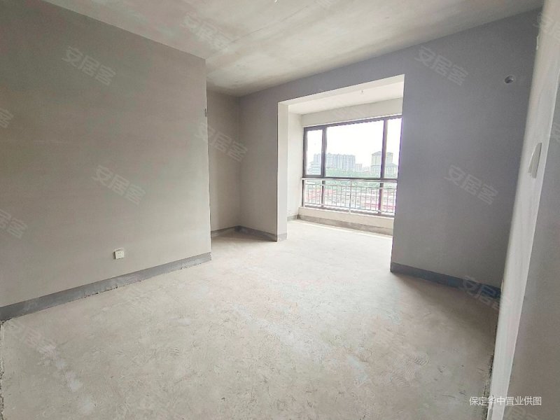 新上电梯洋房4室,满五 ,有钥匙,车位地下室单算,亢龙骏景(a区)二手房