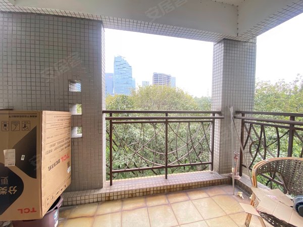 【多图】畔江花园,琶洲租房,磨碟沙地铁口畔江花园两房精装修拎包入住