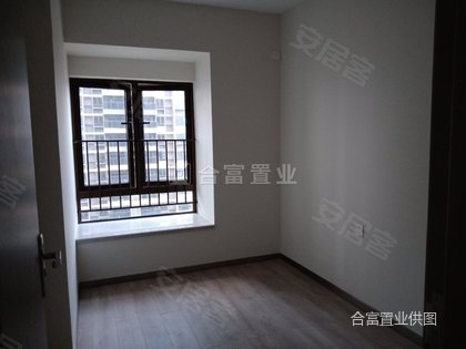 f7126b60fc1720d07fc3bf51002709de-420x315c.jpg?t=1