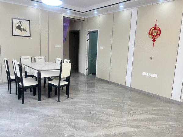 遂宁船山体育中心兴和铂金公馆铂金公馆精装3房出租,可押一付一,月租