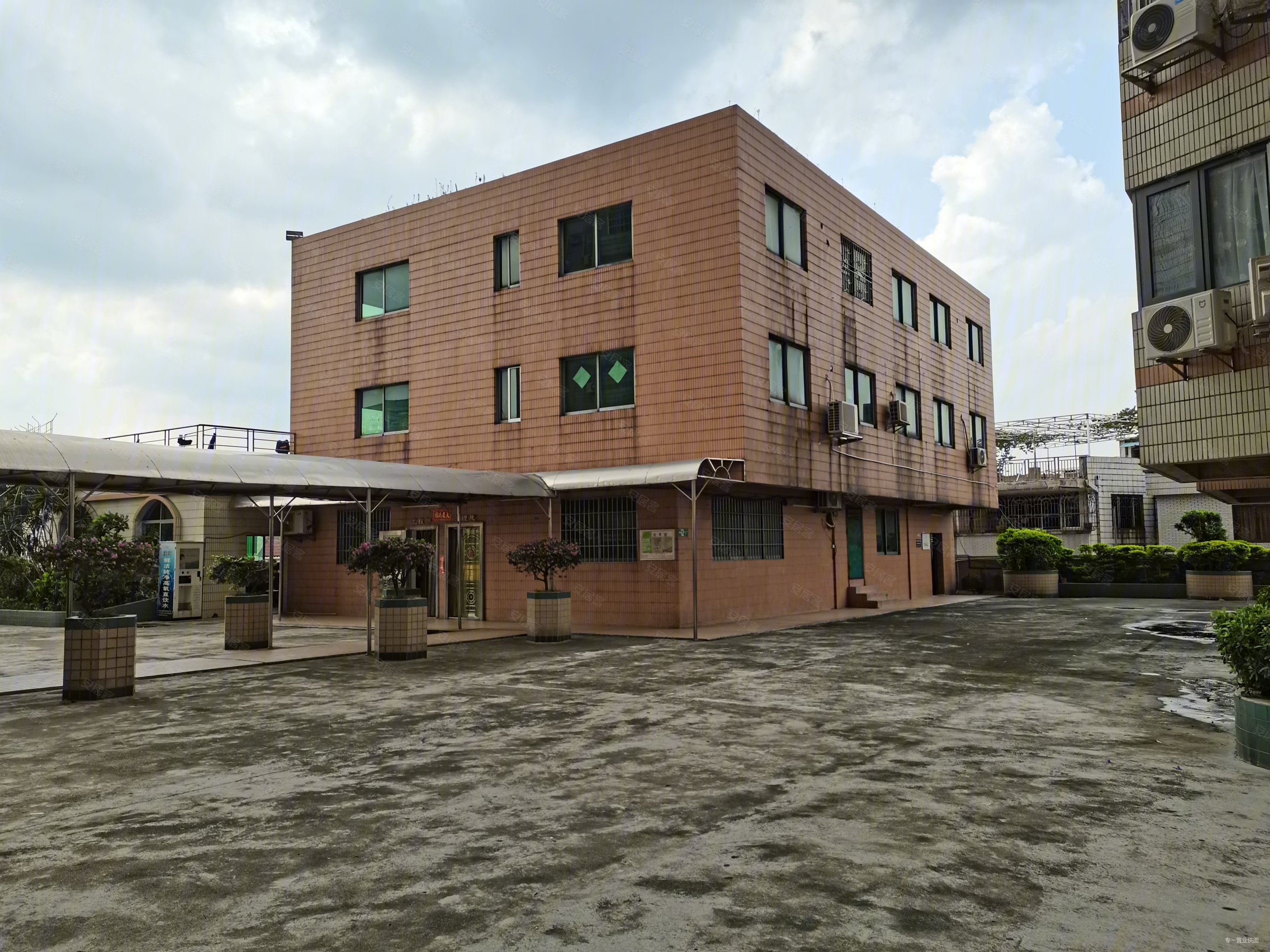 简单装修满二黄岐花园3室1厅南北通透楼层好视野好