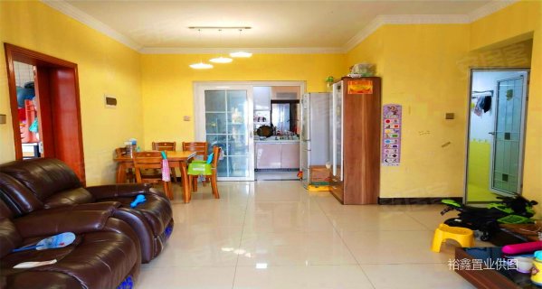 萝岗天鹿花园 首付10万 近地铁站 带学位车位 红本在手