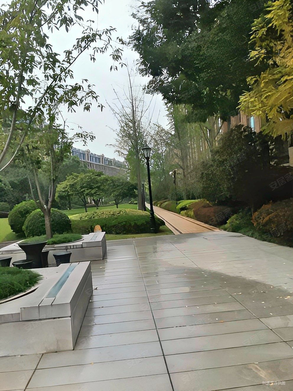 普罗旺世龙之梦西苑