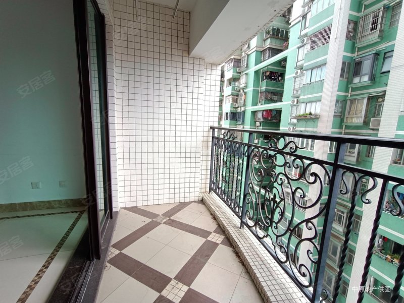 绿景东山华庭2室2厅1卫83.58㎡西北460万