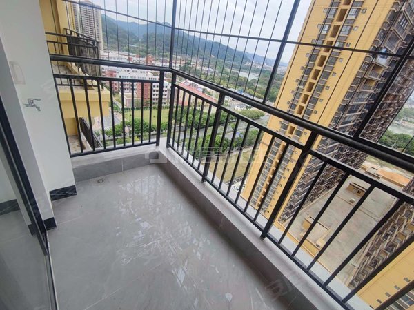 南宁西乡塘石埠湖畔御景1600元每月精装2室整租相思湖湖畔御景56平押