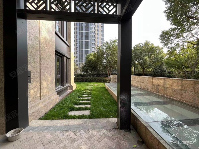 地产尚海郦景5室2厅1卫312.35㎡南北6000万