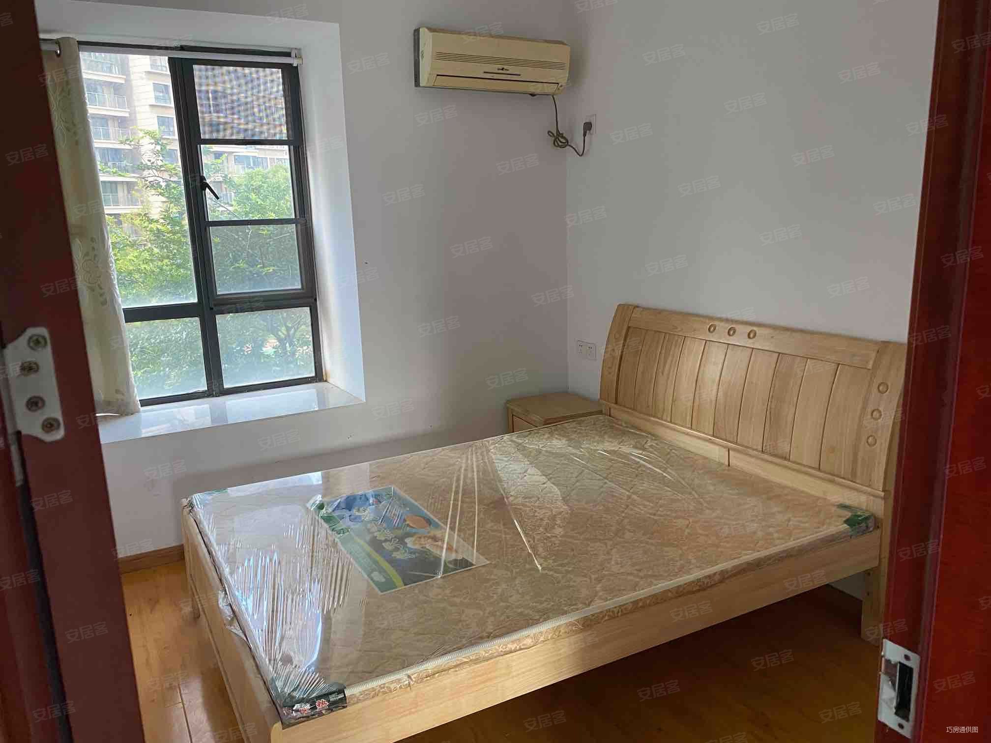 临地铁 中间楼层采光好 正规商品房 小区新 南北通透 带电梯,西站瑞都