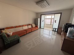 淄博沂源城区星河蓝湾附近低楼层,精装三室12000出租房源真实图片