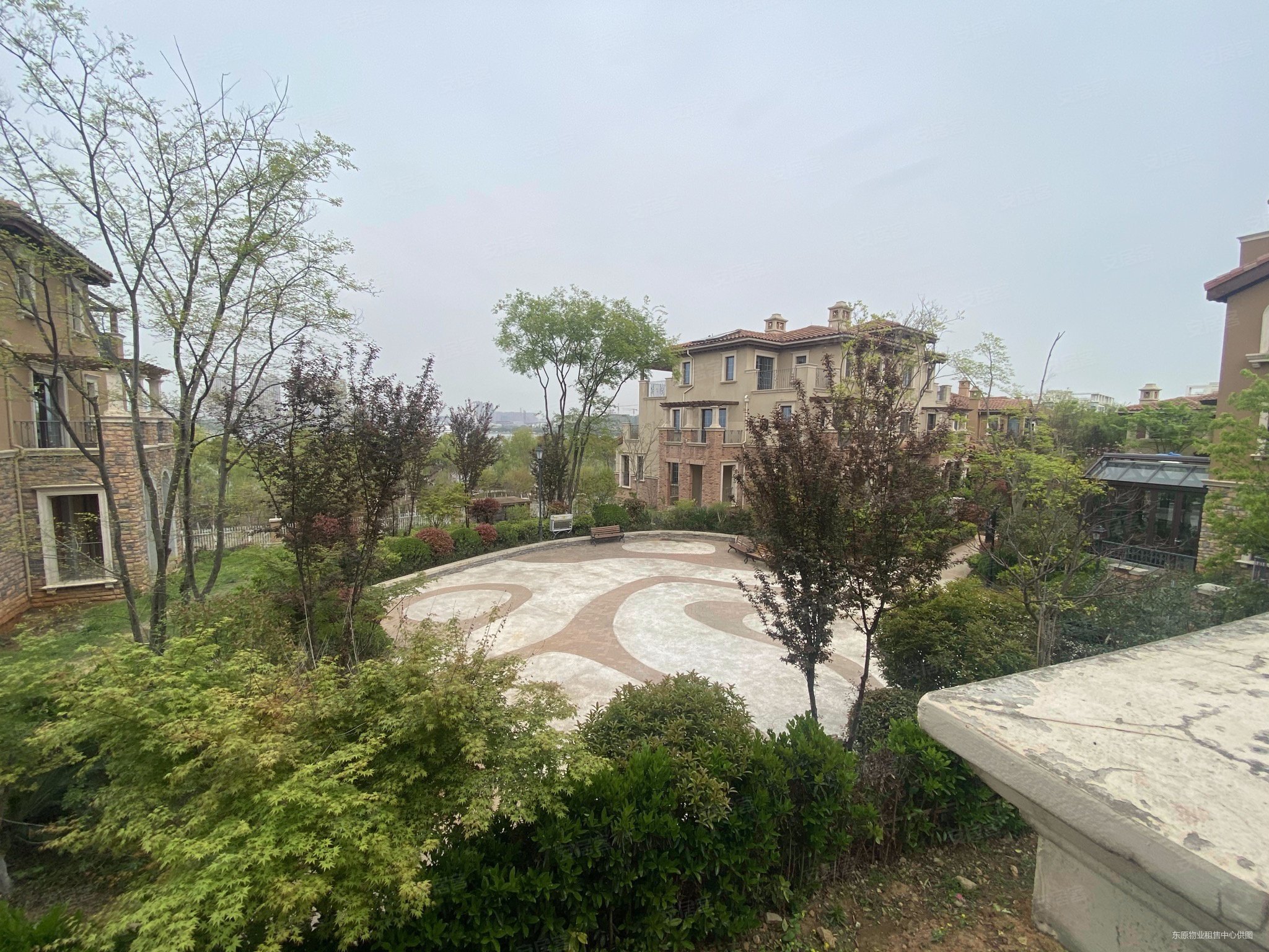 藏龙岛纳帕溪谷精装下叠边户4室2厅精装修视野无遮挡