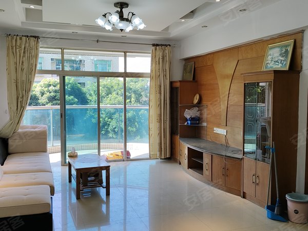 东莞石龙新城区聚龙湾花园聚龙湾花园 2室2厅1卫 90平 电梯房出租房源