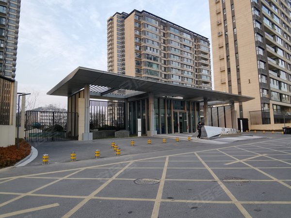 青岛李沧唐山路越秀天悦海湾(北区)初次出租 火车北站 越秀天悦海湾套