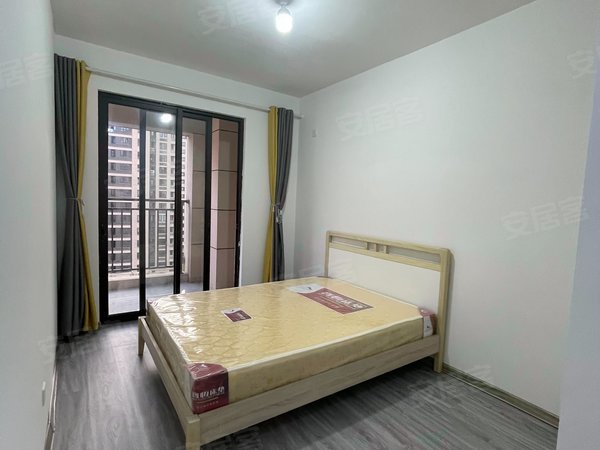 福州长乐吴航中南樾府中南樾府 3室2厅1卫 电梯房 配套齐全 南北通透