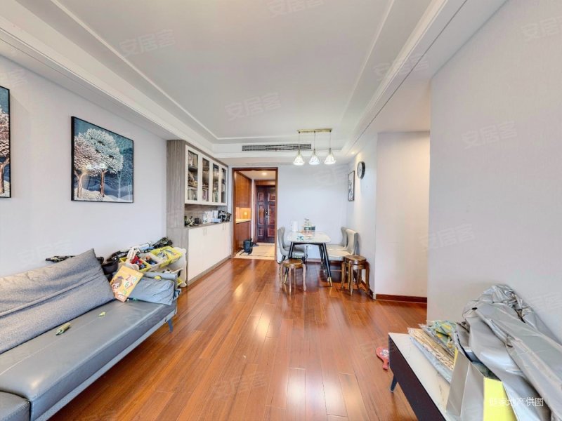 荣安翡翠半岛3室1厅2卫89.91㎡南202万