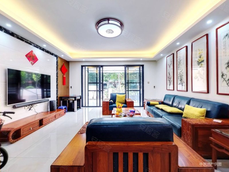 绿景大公馆 小高层复式洋房 1梯2户 带100平私加小院