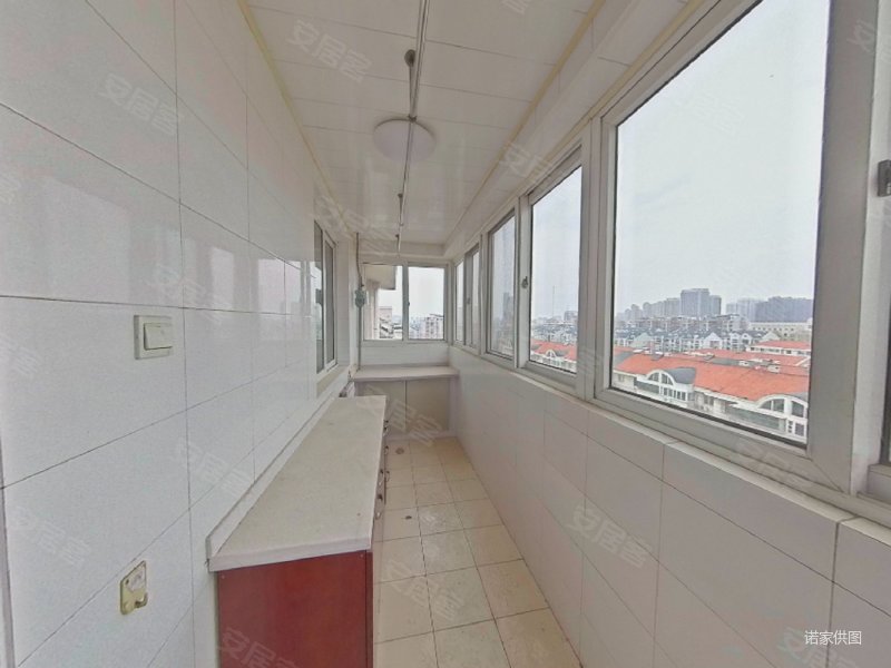 瑞江花园梅苑 商业配套成熟 满五 临地铁 双卫 正南朝向