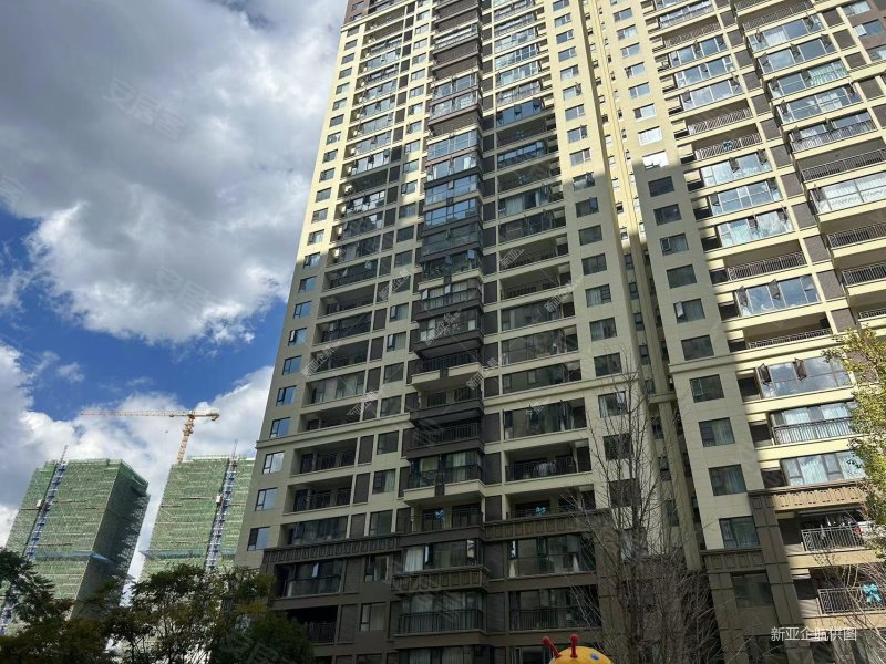 毛坯128平安宁市区80万4房 南北32楼安宁吾悦华府一期