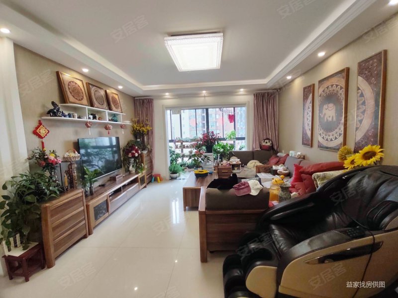 北市区朗悦湾精装三房满五年东南端头业主诚心出售!