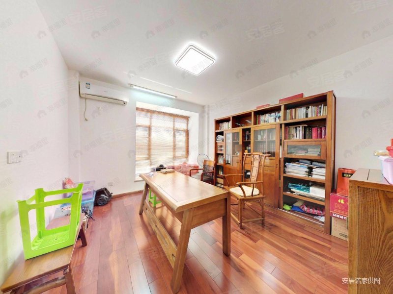 单层九十八平 精装自住 人文社区不可居无竹,中天金海岸二期俊仕苑