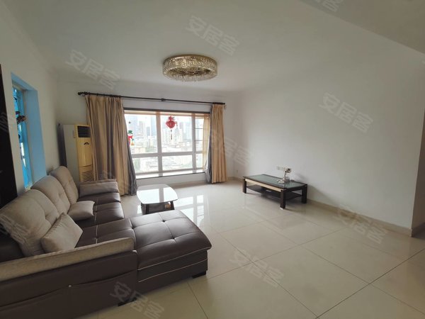 深圳南山前海港湾丽都新上港湾丽都花园四房两卫带大花园露台,户型