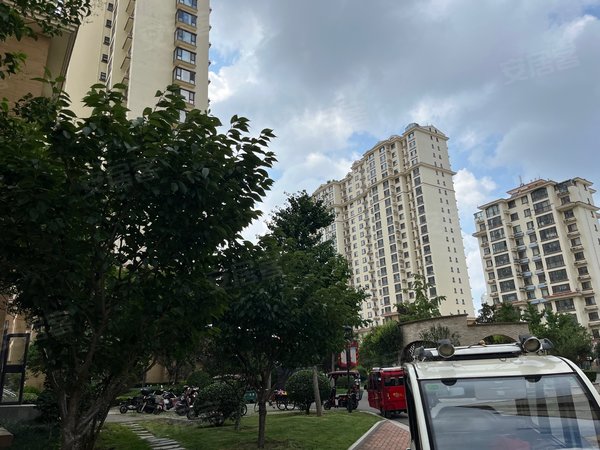 临沂河东幸福花城中国铁建东来尚城东来尚城押一付三!新上两居!