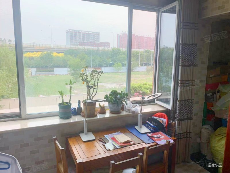 交通便利 中间好楼层 朝南 小区新 临地铁 超低密度,建投富锦家园二手