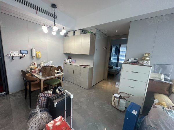 海宁长安镇农发区蓝城春风里下沙奥特莱斯对面蓝城春风里精装出租三室两卫全屋定制出租房源真实图片