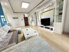 江边银鼎名苑电梯7楼102平两室一厅拎包住年租便宜自己供暖