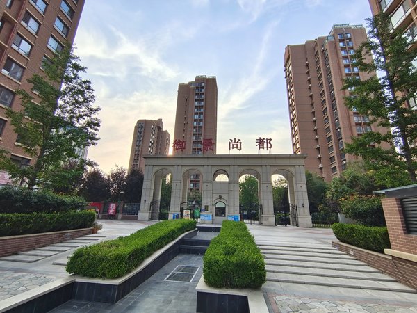 青岛城阳国学公园御景尚都(二期)(追求品质的来哦)豪华欧式装修采光棒