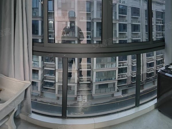 金华武义县武义城北栖霞花苑江南小区出租：人民医院附近，八区电梯房1室1厅1厨1卫，拎包入住出租房源真实图片