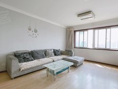 郑州郑东新区通泰路精装2房 地铁口 随时看房 拎包入住 免中介费 CBD出租房源真实图片