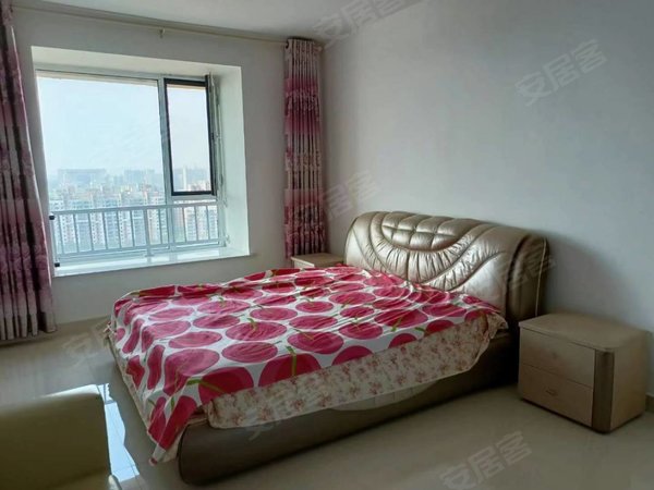 滨州滨城区政府御景苑(公寓住宅)御景苑,实验陪读,车库,电梯15楼,家具