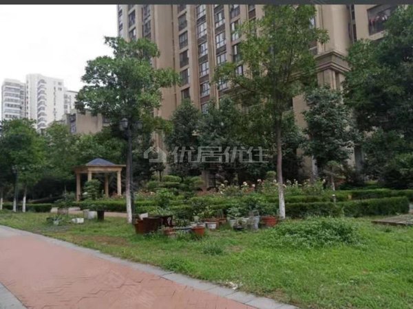 【多图】摩卡小镇,万达广场租房,万达商圈,白马广场附近,精装两室拎包