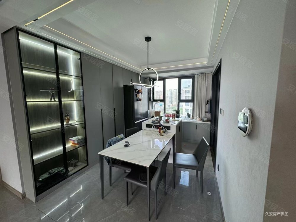 龙湖阳光城璞悦3室2厅2卫120㎡南北198万