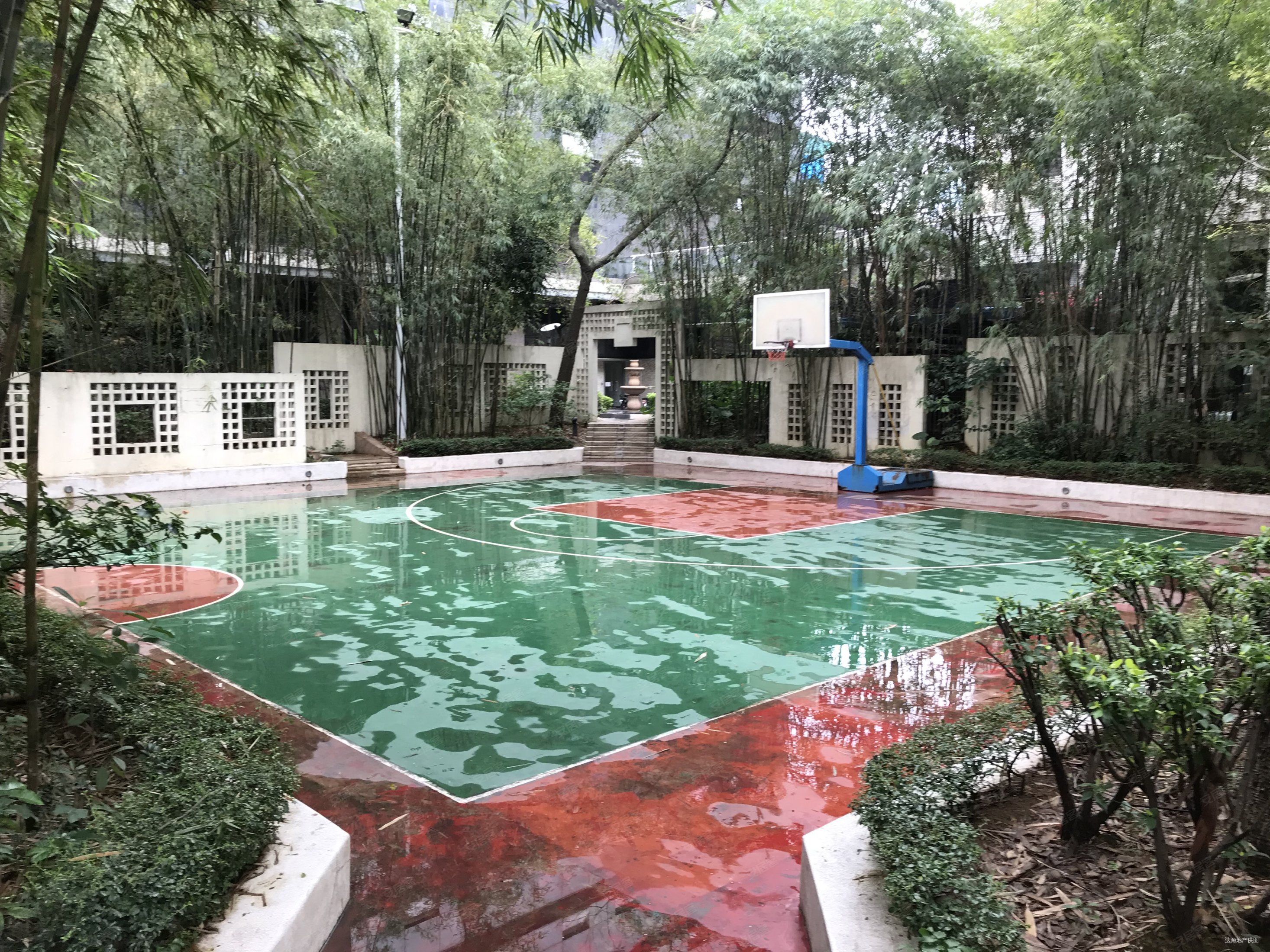 华凯豪庭3室2厅2卫114.8㎡东北400万